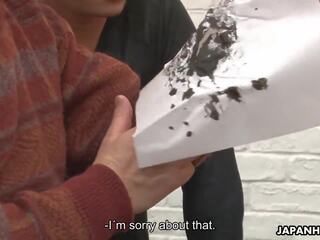 Aasialaiset hookerin saaminen hänen märkä pillua painted päällä: vapaa likainen elokuva 2d | xhamster