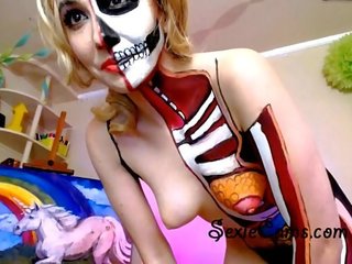 Bodypainted blond schnecke masturbiert - sexiecams.com