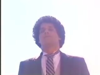 Divinity 1983: nemokamai nešvankus video klipas dd