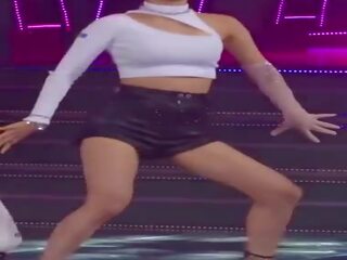 Shall We Tribute Yeji and Her gorgeous Legs Right Now