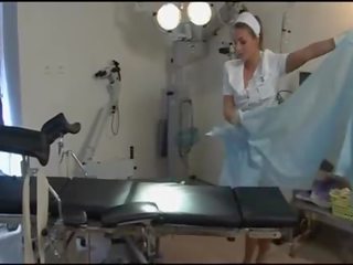 Hebat jururawat dalam tan stoking dan tumit dalam hospital - dorcel