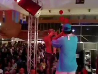 Cantante de hip hop follandose a la bailarina&period;