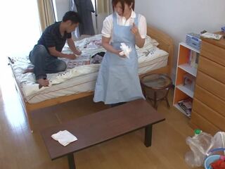 Aksidental derdhje jashtë amatore xxx video me japoneze duke pastruar zonjë | xhamster