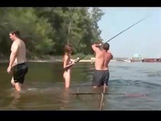Desnudo fishing con muy encantador rusa adolescente elena